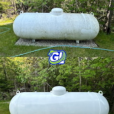 Presque-Isle-MIs-1-Exterior-Cleaning-Soft-Wash-House-Washing-Concrete-Paver-Cleaning-Exterior-Window-Cleaning 3
